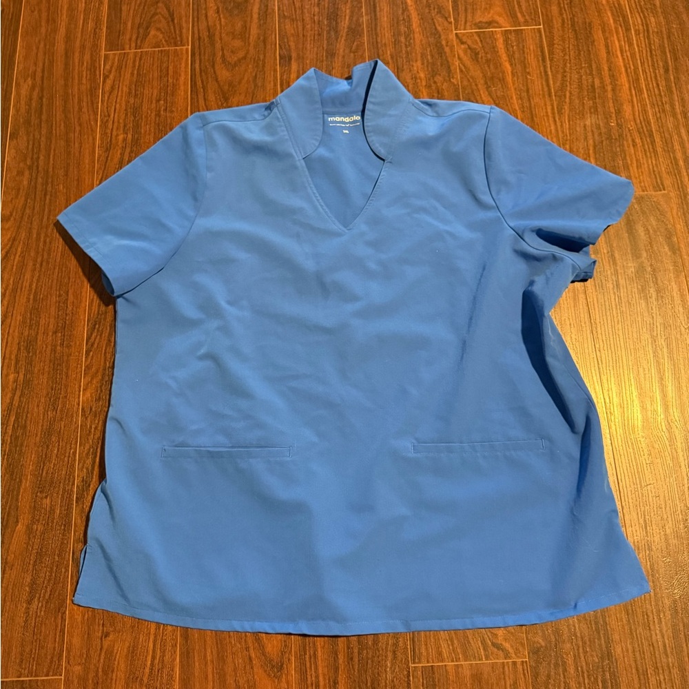 Mandela scrub top size 3XL